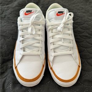 Nike Court Legacy Sneakers
